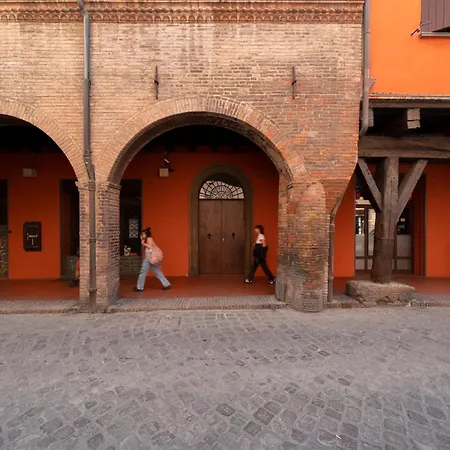 Design In The Heart Of Bolognas History 1 Μπολόνια